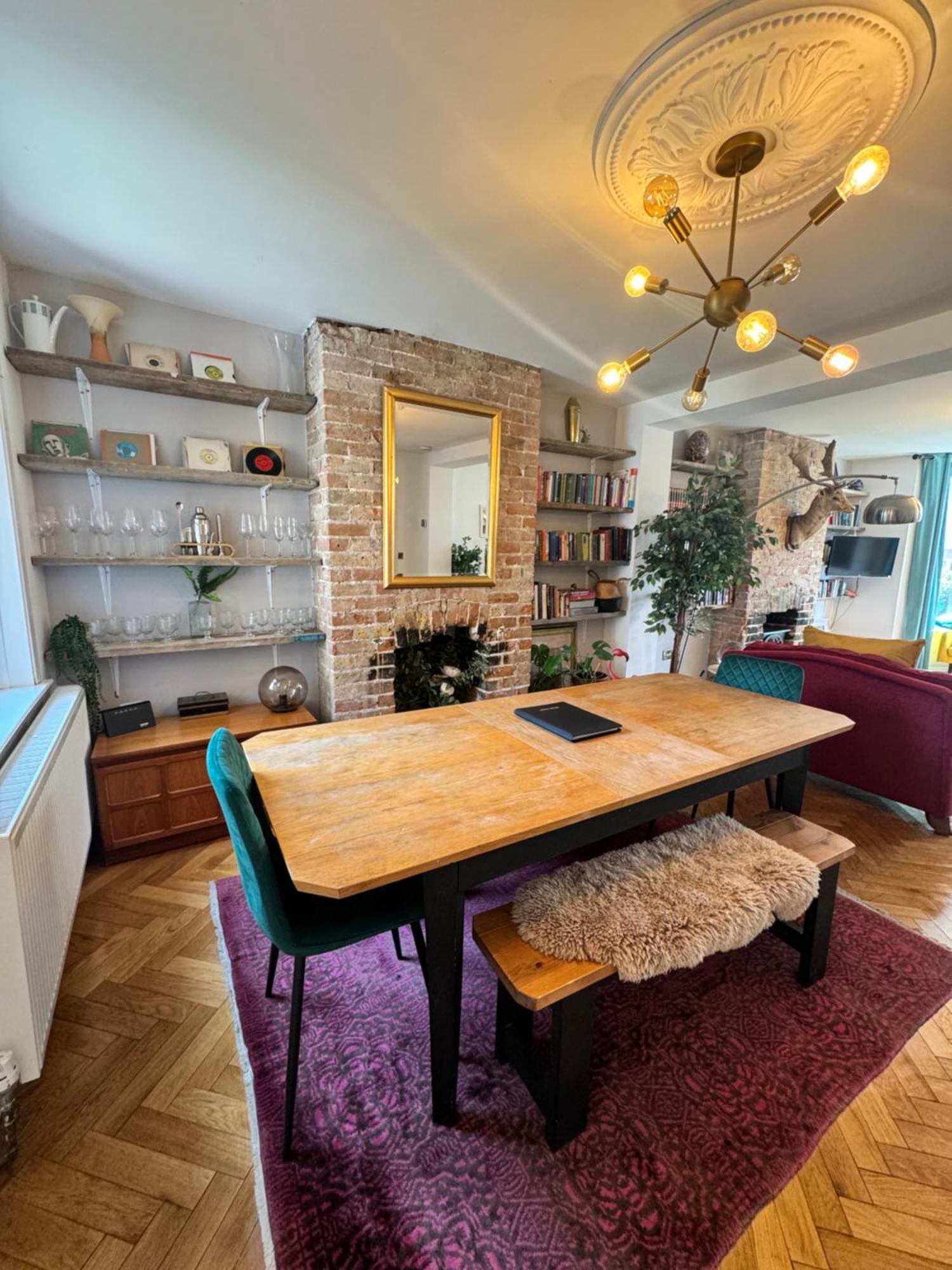 Eclectic Seaside 4 Bedroom Artists Holiday home Margate