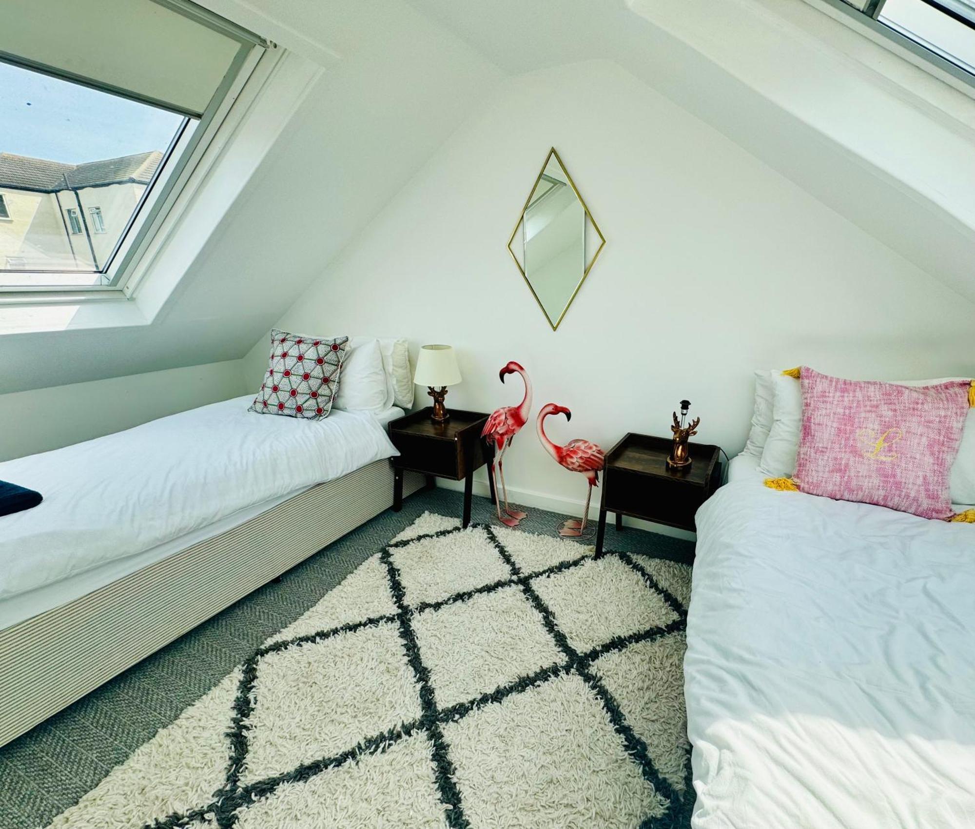 Eclectic Seaside 4 Bedroom Artists * Margate