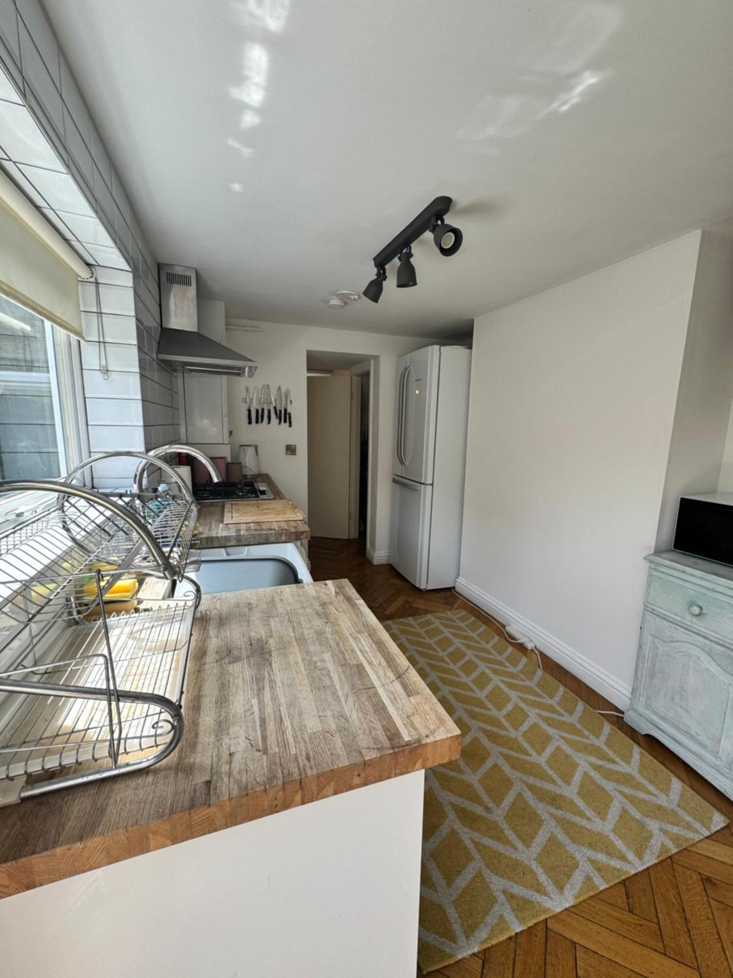 Eclectic Seaside 4 Bedroom Artists Holiday home *