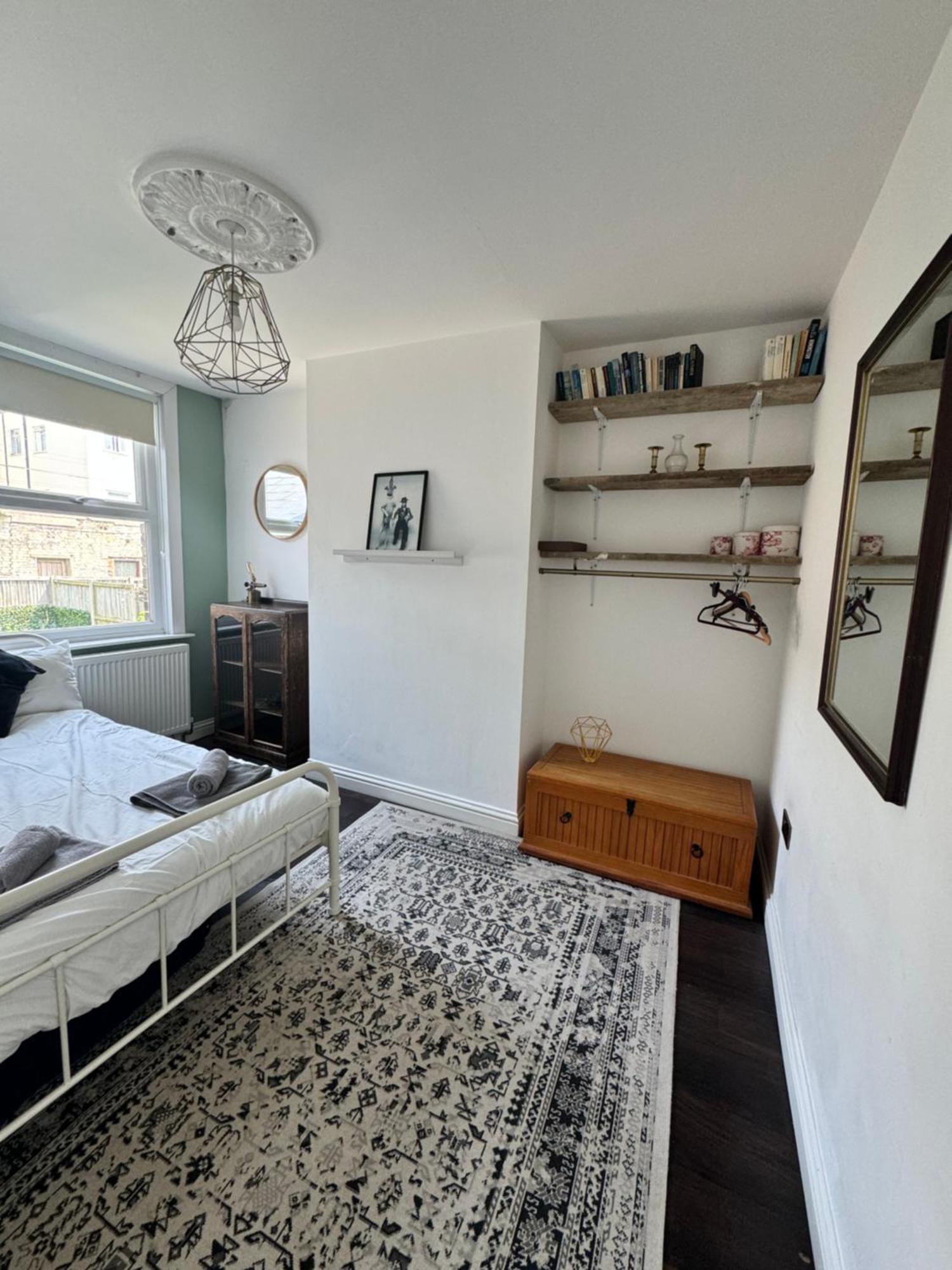 Eclectic Seaside 4 Bedroom Artists Margate